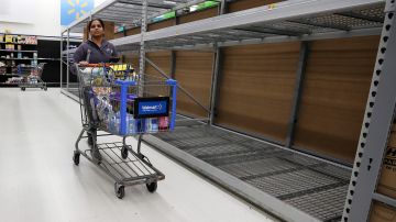 Coronavirus Walmart Adultos mayores Target Dollar General horario compras