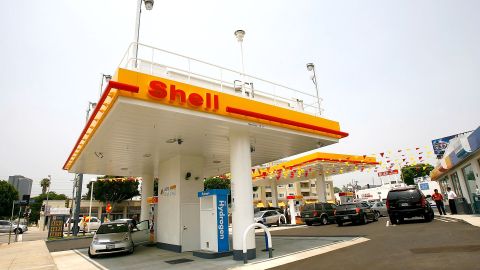 Shell She'll mujeres Día de la Mujer iniciativa