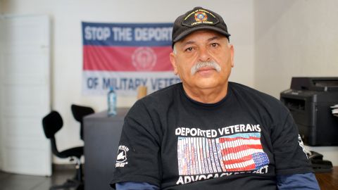 Héctor López es dirigente de Veteranos Deportados Unificados.