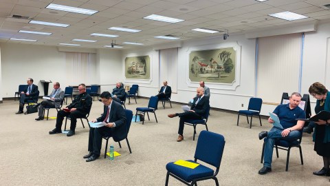 Reunión del concejo municipal en Redlands. (Alejandro Cano)