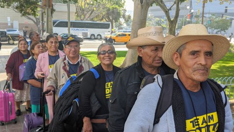 California es uno de los peores estados para la protección a ancianos. (Jacqueline García/La Opinión)