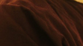 Hay telas tan delicadas como las flores que necesitan cuidados especiales.