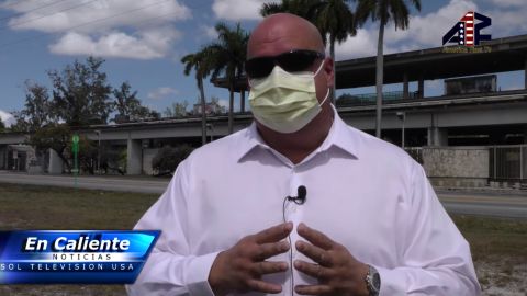 Luis Herrera asegura que fue despedido temporalmente por no querer sacarse la mascarilla mientras trabajaba como guardia de seguridad.