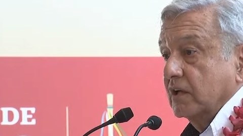 AMLO.