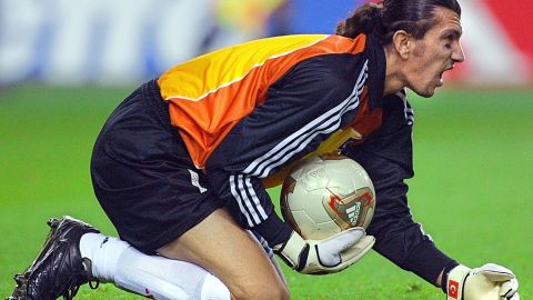 Rustu Recber, ex arquero de la selección turca.