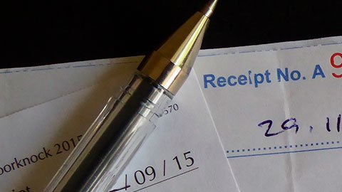 No hay excusa para dejar olvidado la copia de tu recibo sobre la mesa.