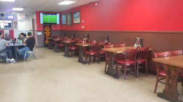 El Pollo Peruano en Carson ha tenido cerrado el interior del restaurante desde marzo. (Suministrada)