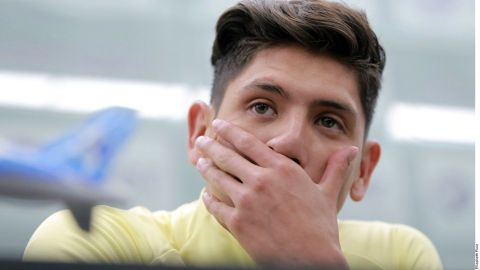 El futbolista mexicano estaría muy cerca de preparar las maletas