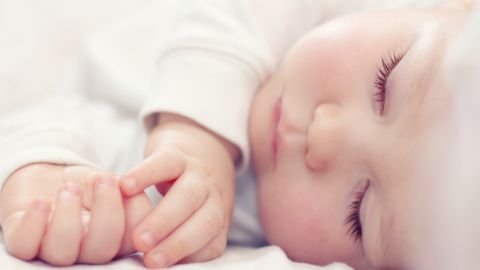 bebé durmiendo