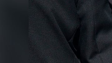 Deja en orden tus asuntos relacionados con tarjetas de crédito antes de partir.