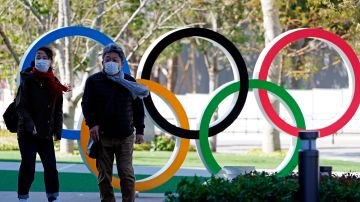 La segunda opción fue que los Juegos Olímpicos se realicen de acuerdo a lo programado.