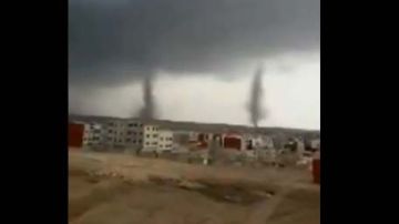 Residentes de Marruecos captaron tornados "gemelos" este pasado domingo.