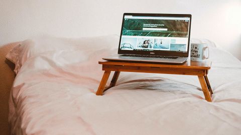 Hay muchas formas de seguir generando ingresos sin salir de tu hogar.