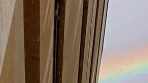 En el condado de Ventura, la lluvia causó que apareciera un doble arcoiris.