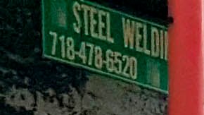 La orden de cubrirse la nariz y la boca en público entró en vigor en Nueva York el viernes.