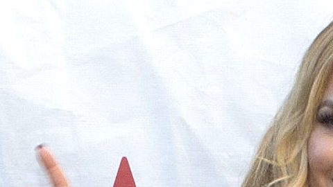 Mayeli Alonso ex de Lupillo Rivera) protagonizó el reality "Rica Famosa Latina" por el canal hispano EstrellaTV/Los Angeles, 2 de septiembre 2016.