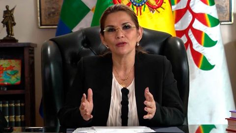 La presidenta de Bolivia Jeanine Áñez