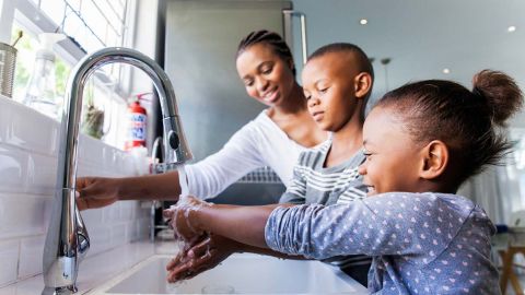 CR-Health-Inlinehero-protect-yourself-from-coronavirus-0220