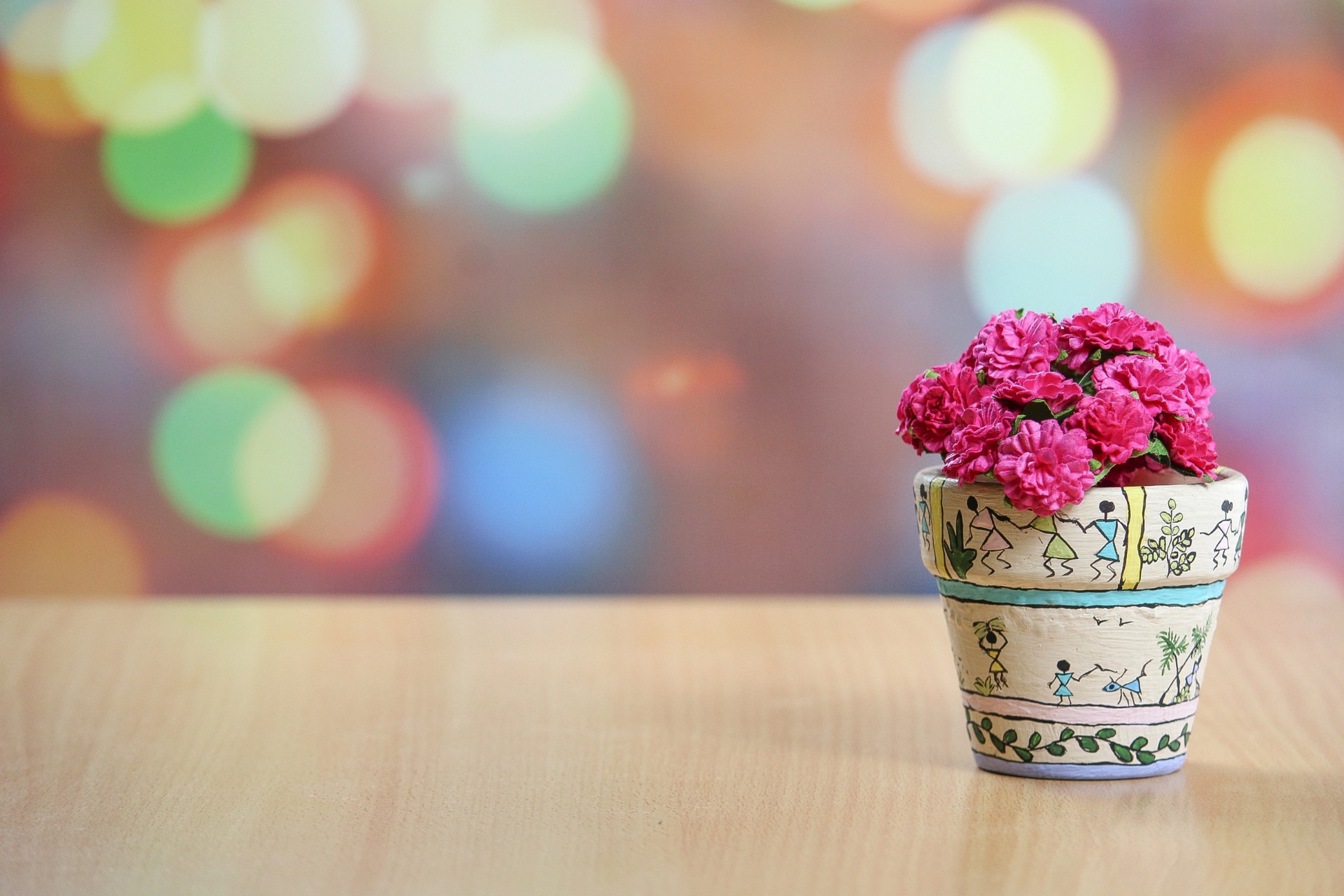 Claves para decorar la casa con flores artificiales - Foto 1
