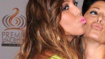 Frida Sofía y Alejandra Guzmán.