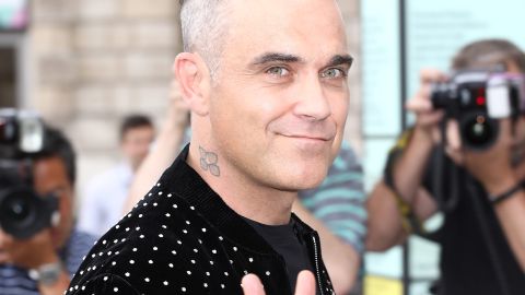 Robbie Williams.