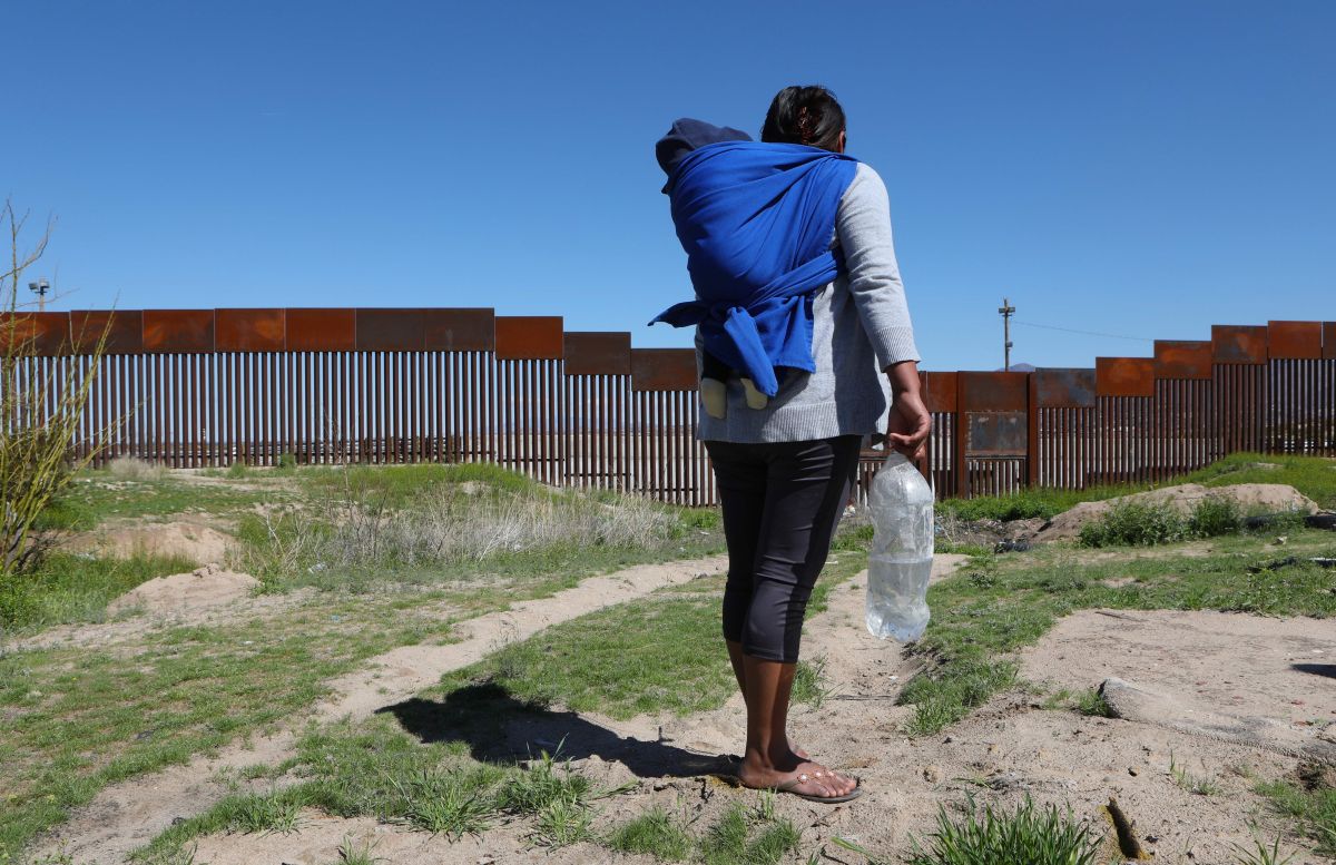 El gobierno estadounidense ya había prohibido acceso a solicitantes de asilo e indocumentados. (Getty Images)