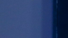 Trump y Pence miran un clip del gobernador de Nueva York, Andrew Cuomo.