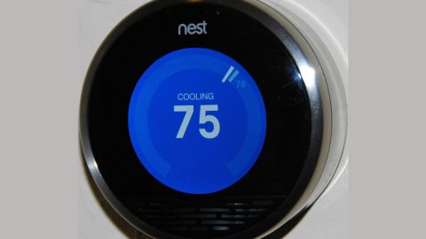 Nest Learning Thermostat, es el termostato inteligente más vendido y popular.