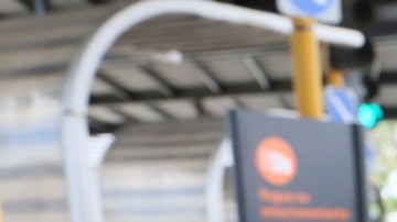 Los elementos federales detuvieron al presunto narco a bordo de un taxi.