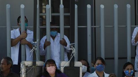 El personal médico exige insumos y equipo,