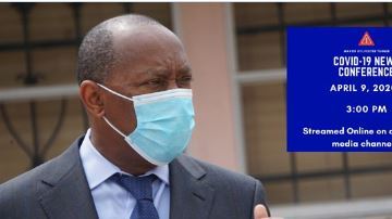 El alcalde Sylvester Turner participó en la carta.