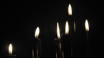 Las velas negras esconden un significado positivo.