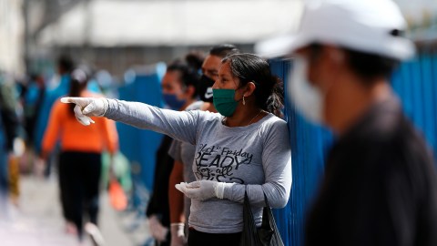 Los ecuatorianos se realizan más pruebas de detección de la enfermedad.