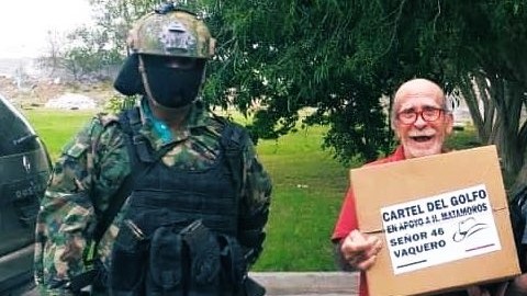 Exhiben narcodespensas en Matamoros