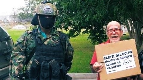 Exhiben narcodespensas en Matamoros