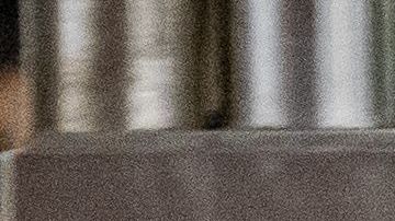 Cada vez es más común ver personas con cubrebocas en el Metro.