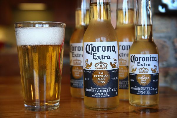 Conoce cómo afecto a cerveza Corona que la relacionaran con el