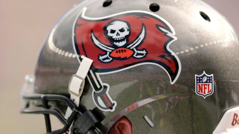 Los Bucs defienden su título de la NFL.