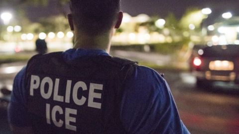 ICE rechaza la liberación de inmigrantes vulnerables a coronavirus.