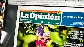 Los periódicos en español como La Opinión están siendo severamente impactados por el coronavirus. (Agustin Durán/La Opinión).