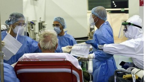 El personal médico mayor de 60 años no atenderá casos de COVID-19.