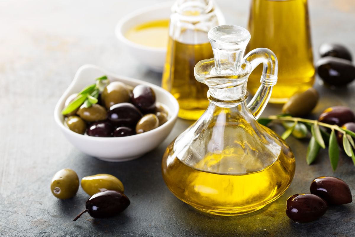 El aceite de oliva contiene muchas propiedades 