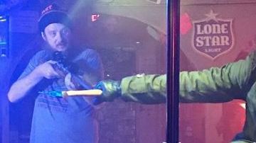 Escena de The Crow: Funboy.