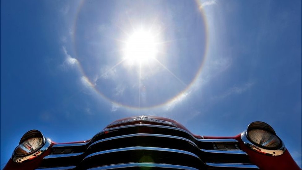 El anillo alrededor del sol visto el viernes sorprendió a muchos en la capital de Cuba.