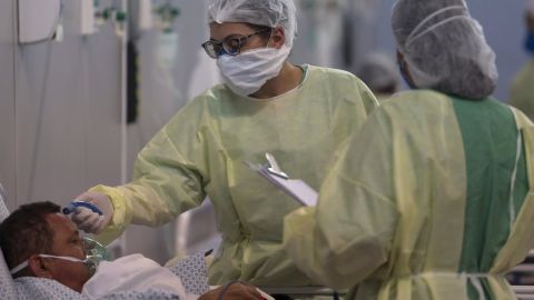 Los hospitales públicos alcanzaron el 90% de su capacidad de emergencia y la demanda sigue en aumento.