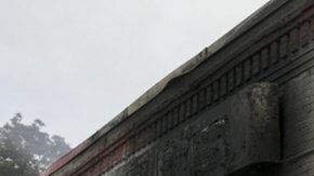 112558465_tv061685692