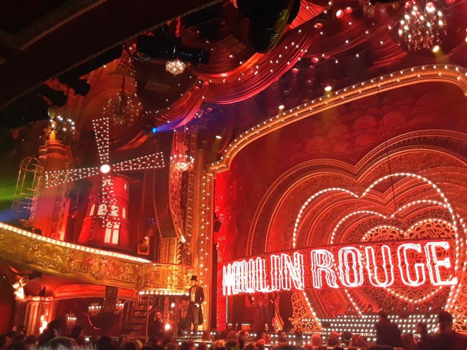 Broadway extiende hasta septiembre cierre de teatros y parálisis