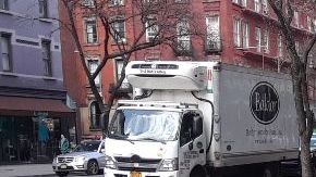 No todos tiene permiso para servir afuera