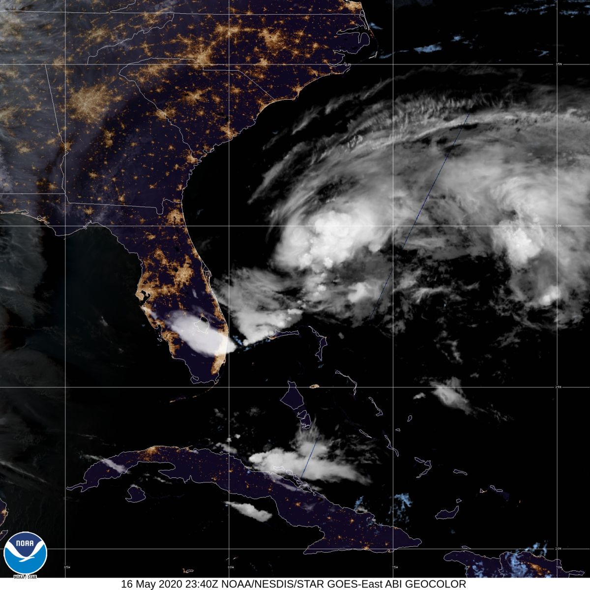 El Centro Nacional de Huracanes está rastreando la primera depresión tropical cerca de Florida.