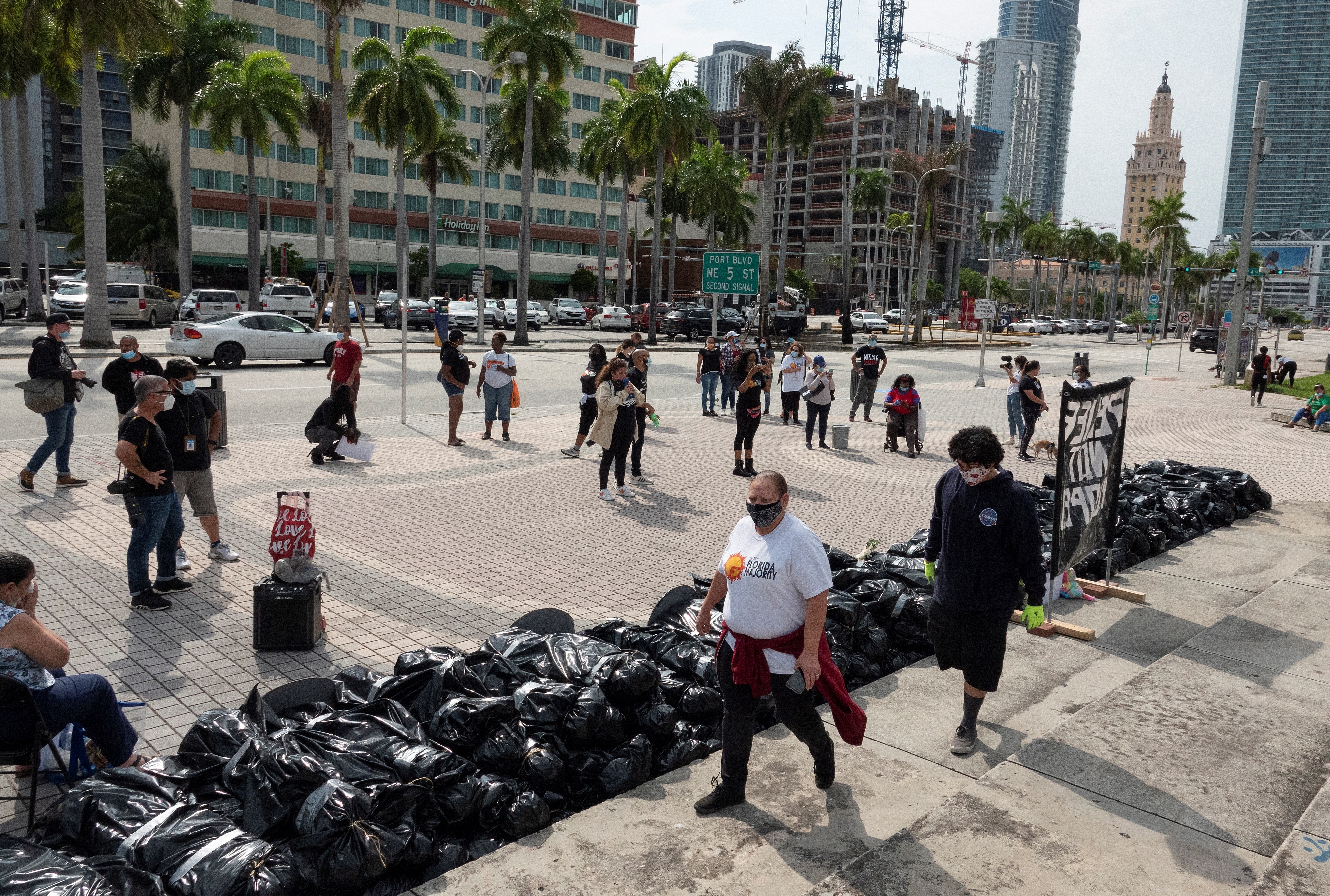 Aeguran que en Florida hay 1.5 millones de desempleados.